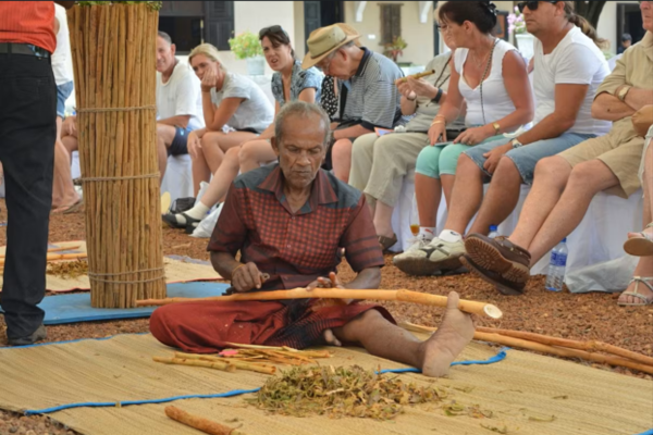 Peeling Demonstration